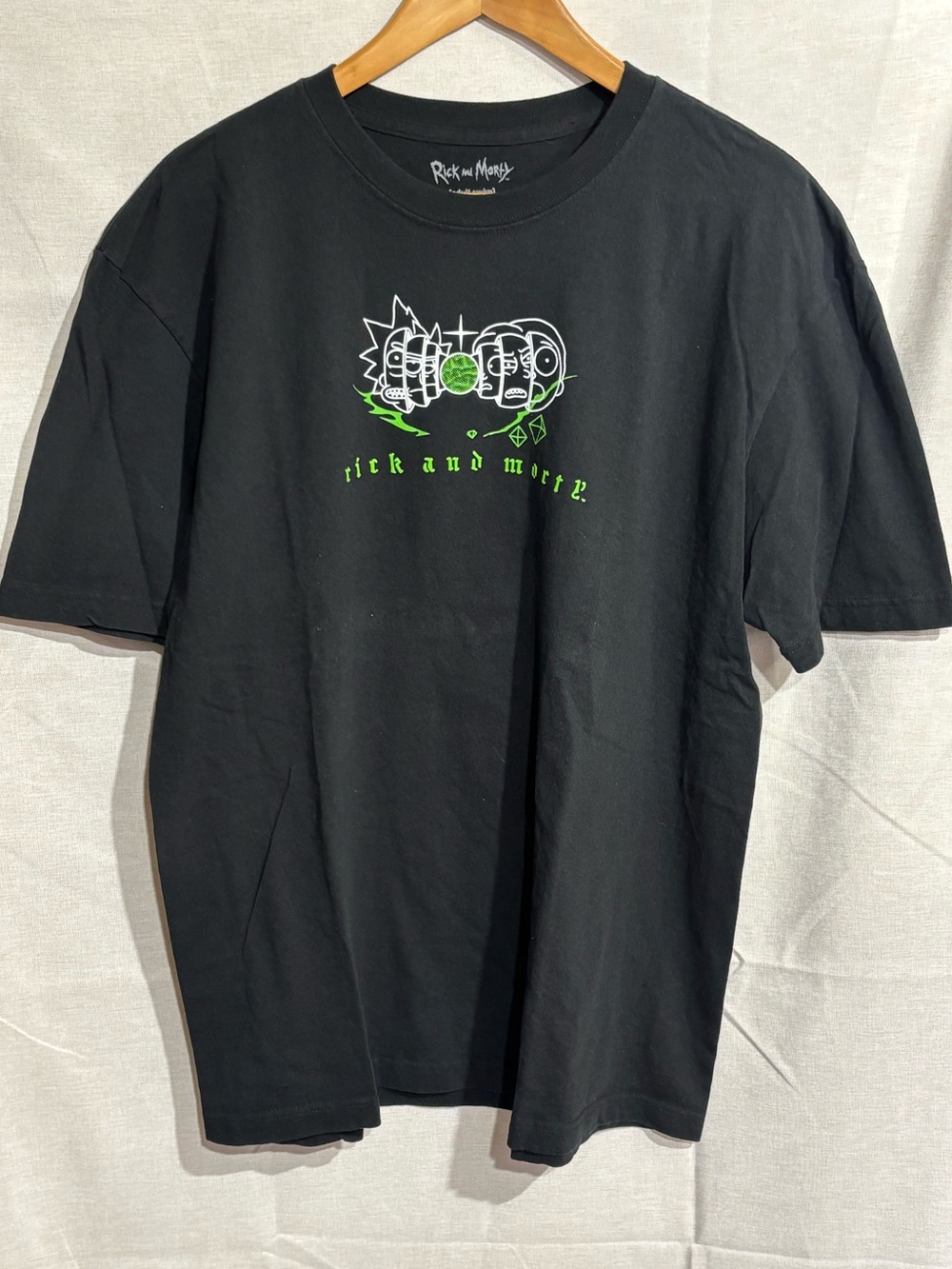 Cartoon Network Rick and Morty 100 Years Forever Men’s Tee Size XL